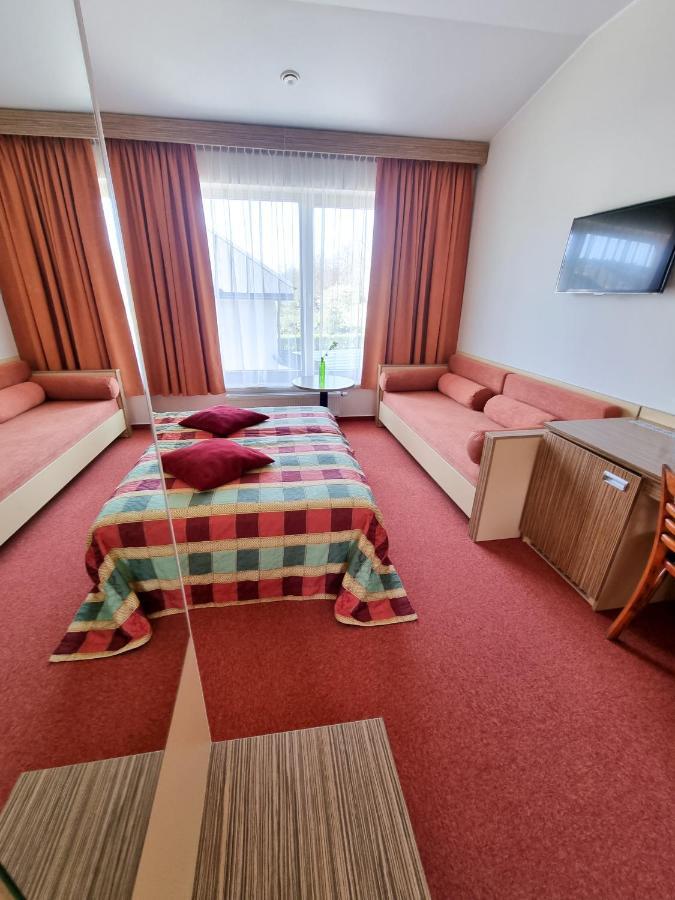 Info Hotel Паланга Екстериор снимка