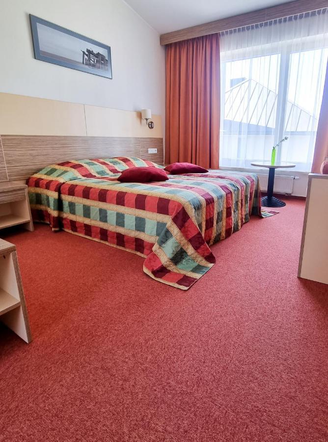 Info Hotel Паланга Екстериор снимка