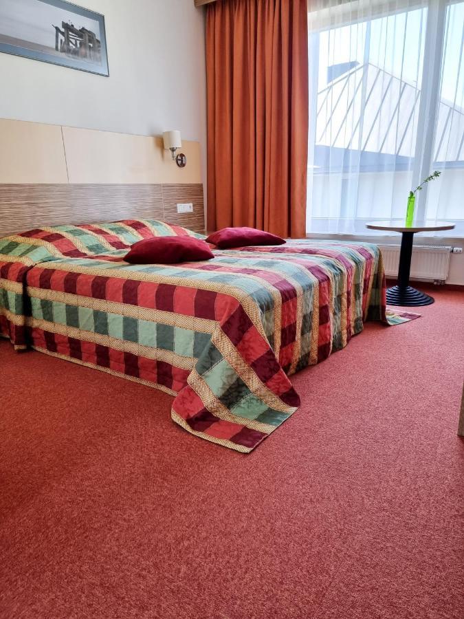 Info Hotel Паланга Екстериор снимка