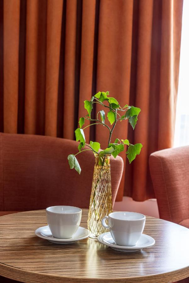 Info Hotel Паланга Екстериор снимка